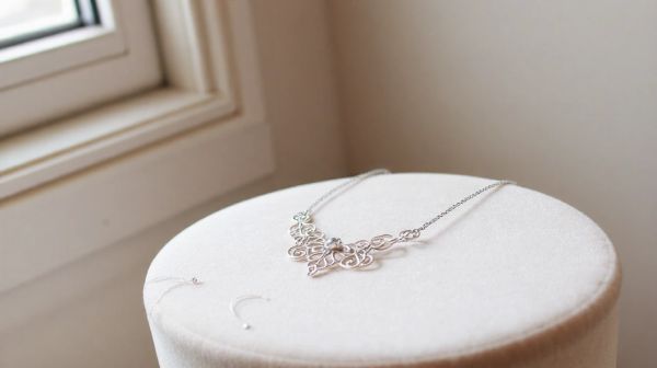 Choisissez un collier fantaisie sur mesure pour votre style